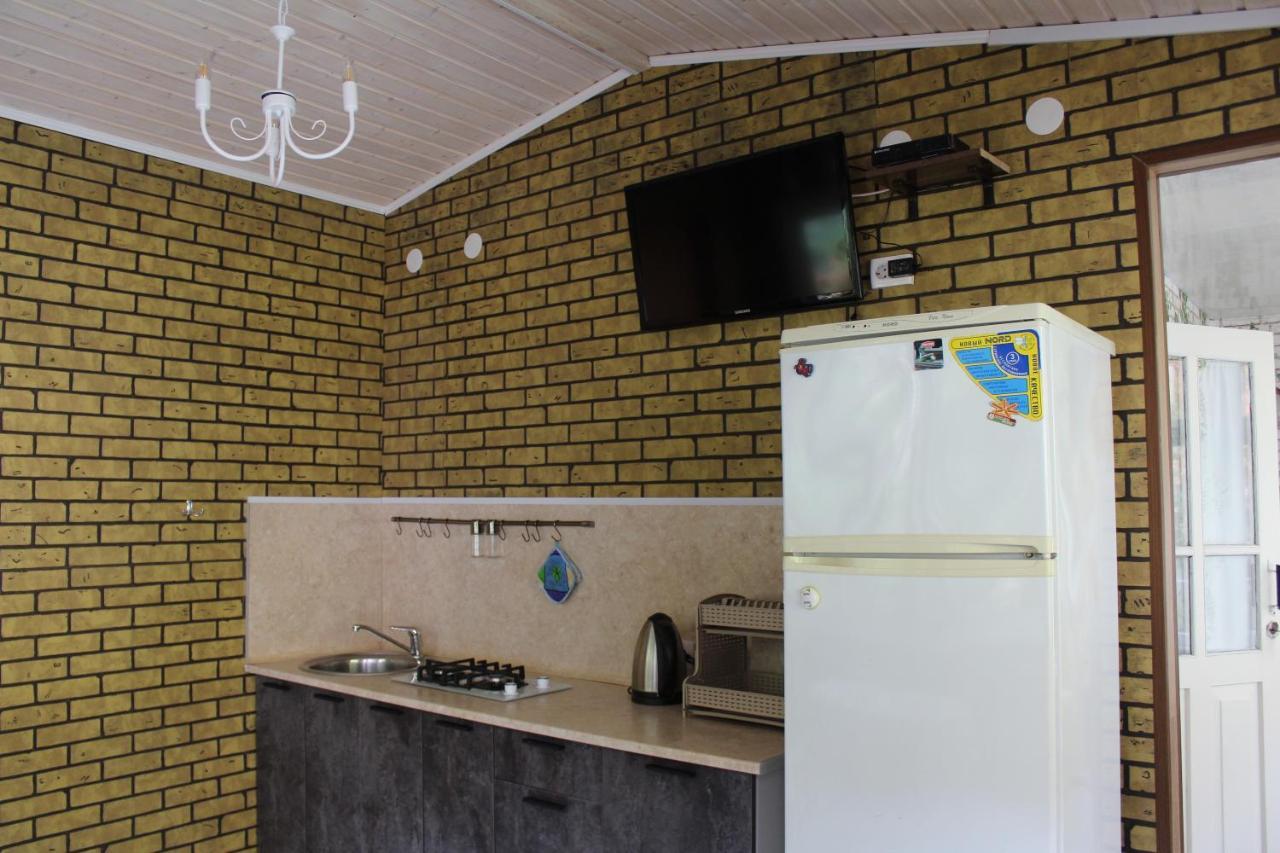 Tsikhierva Hotel Gagra Ngoại thất bức ảnh
